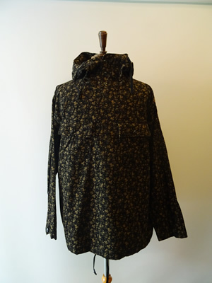 ENGINEERED GARMENTS（エンジニアードガーメンツ）　CAGOULE SHIRT - 21W CORDUROY SMALL FLORAL PRINT