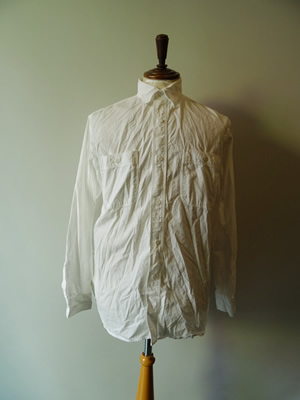 or　slow（オアスロウ）　RELAX FIT WHITE CHAMBRAY WORK SHIRT